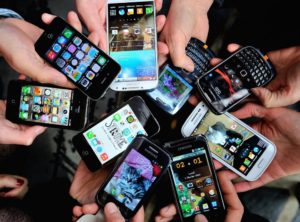 وزیر ارتباطات: طرح ریجستری موبایل تا پایان شهریور ماه اجرا می‌شود