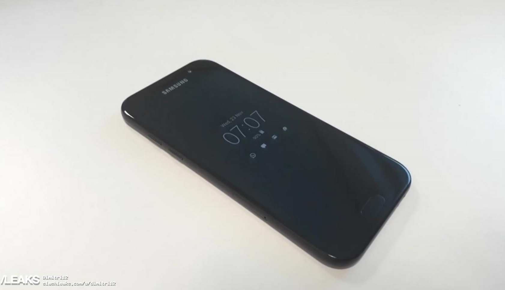 گلکسی ای ۵ ۲۰۱۷ (Galaxy A5 2017) در یک ویدیو لو رفت