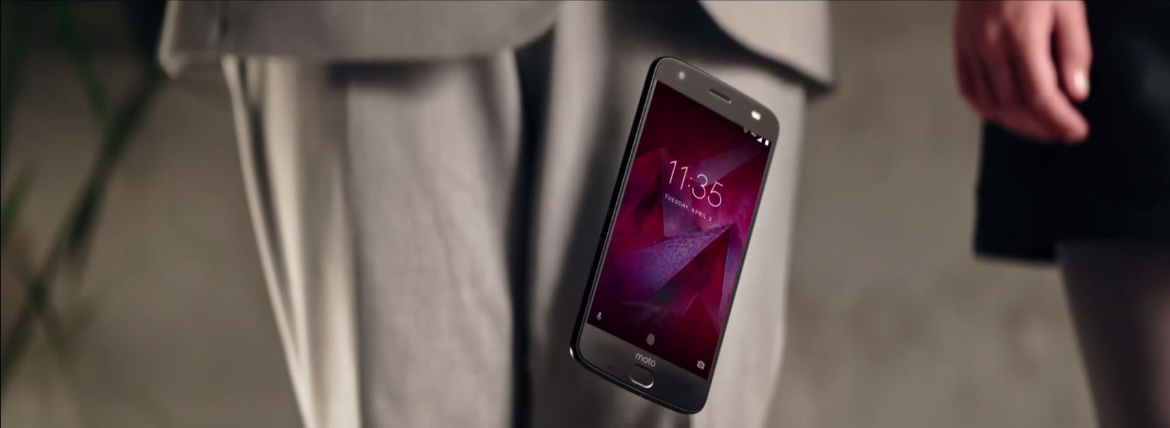 تماشا کنید: ویدیوهای رسمی Moto Z2 Force؛ تمام ویژگی‌های خاص در یک گوشی هوشمند!
