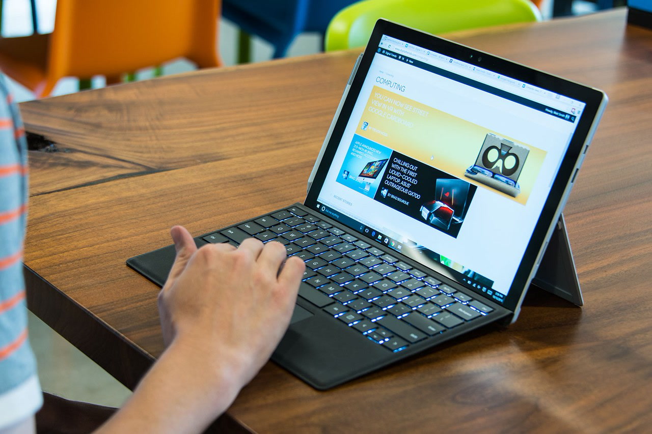 مایکروسافت بروزرسانی جدیدی برای سرفیس پرو (Surface Pro) منتشر کرد