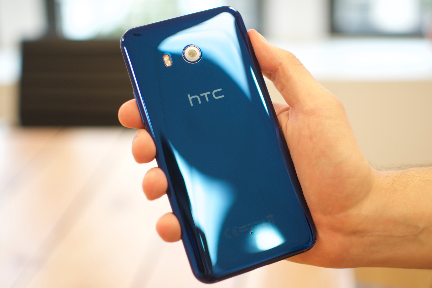 انتظار می‌رود HTC U11 در ماه نوامبر (آبان ماه) بروزرسانی اندروید O را دریافت کند