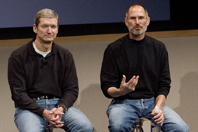 سهامداران اپل از صحبت‌های تیم کوک درباره Apple Watch و Apple Pay می‌گویند