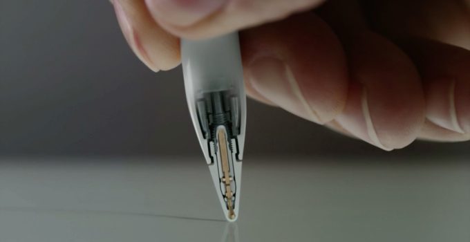 آیفون X پلاس با قلم