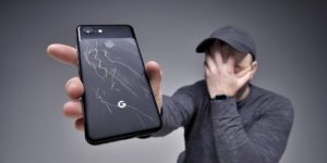 خراشیدگی قاب پشتی پیکسل ۳