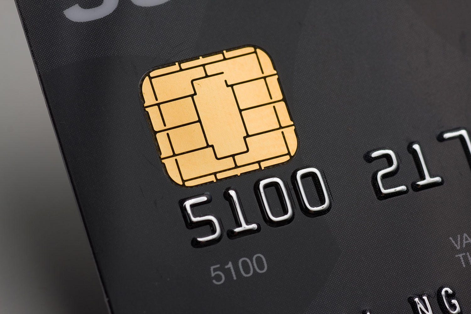 کارت بانکی هوشمند جدید EMV بر خلاف کارت های بانکی مغناطیسی غیر قابل کپی شدن است