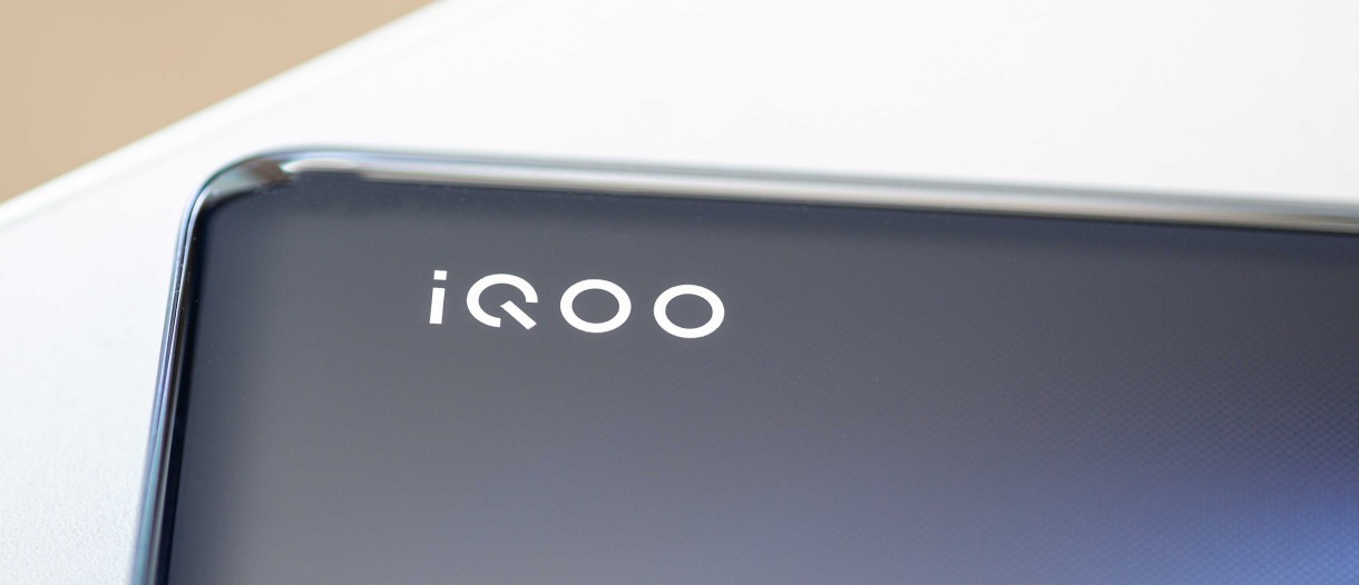 گوشی ویوو iQOO 7 با شارژر ۱۲۰ معرفی خواهد شد؟