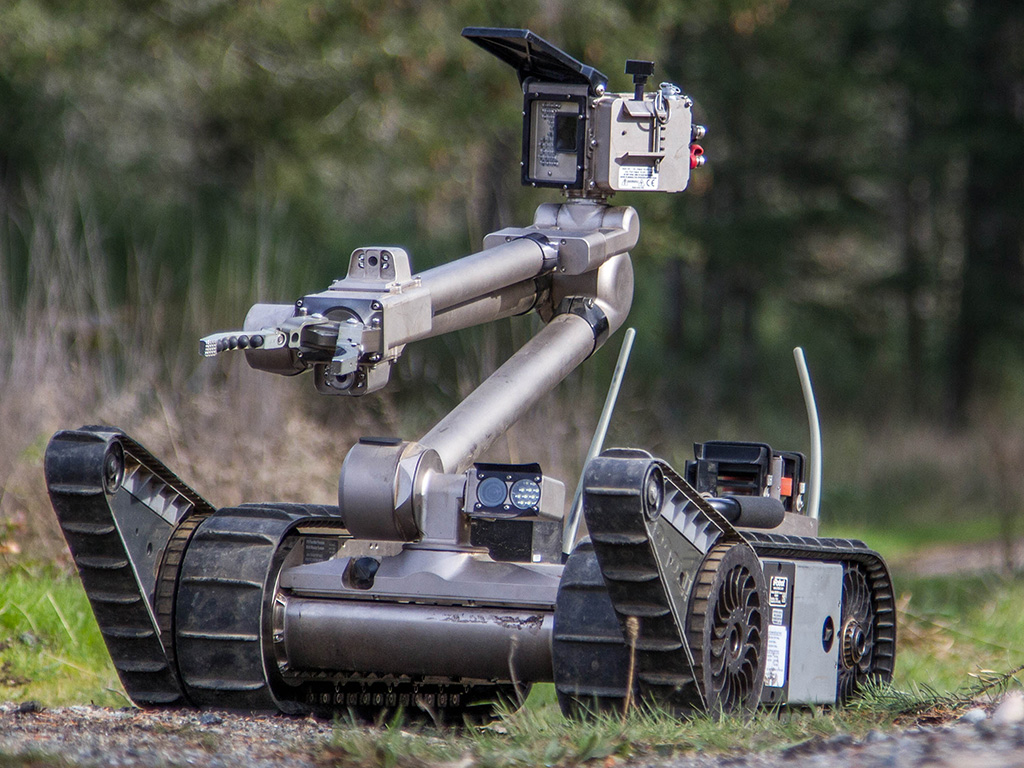 آینده رباتهای نظامی چطور خواهد بود؟ هوشمند یا فرمانبردار