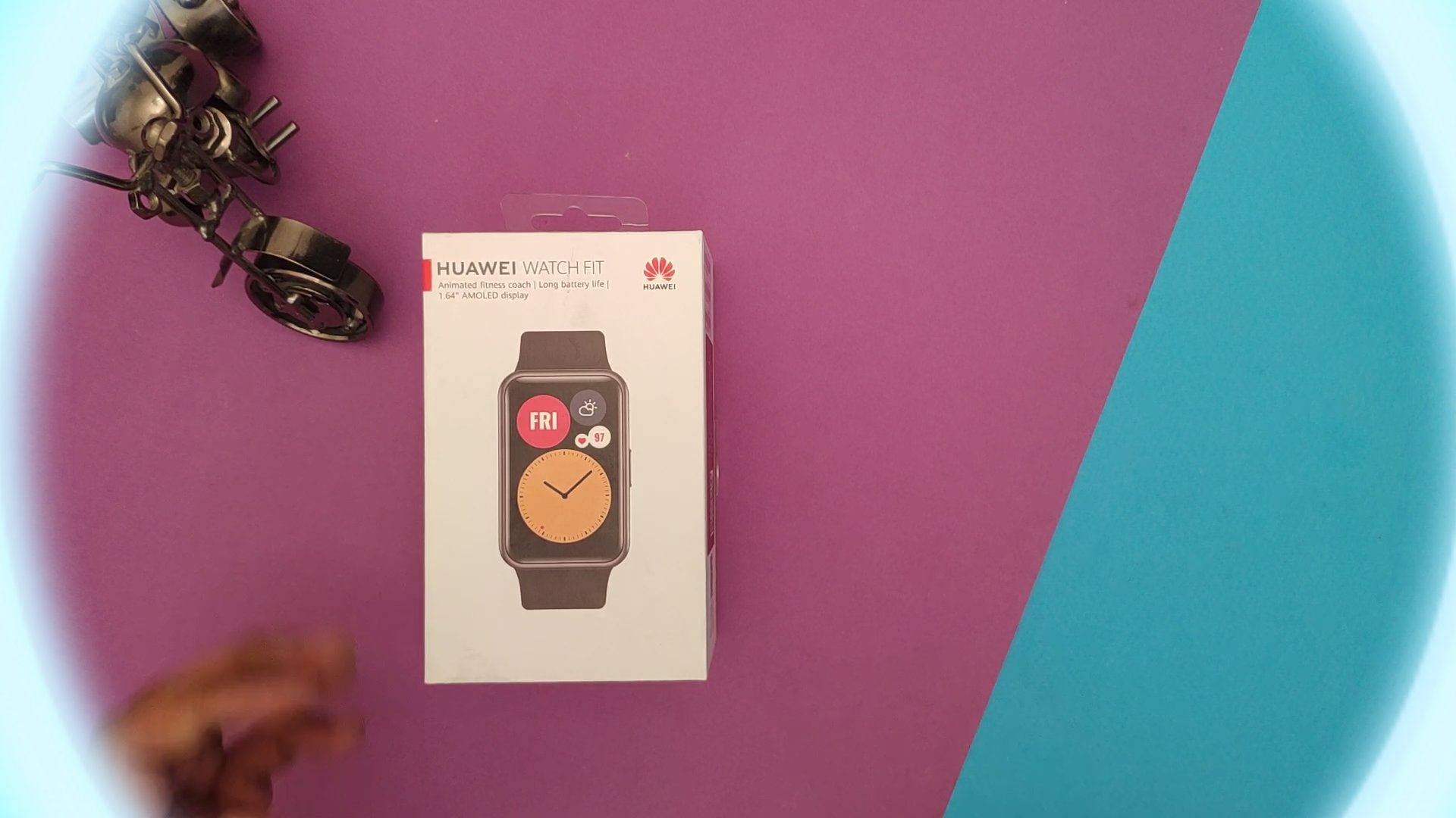 آنباکسینگ ساعت هوشمند هواوی Watch Fit