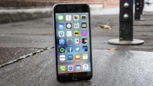 متهم شدن اپل به کند کردن عملکرد آیفون 6S