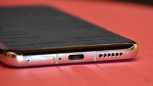 شارژ ۲۴۰ واتی USB-C