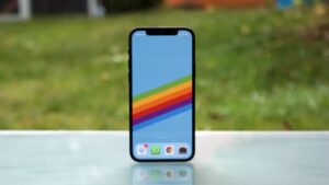 نمایشگر ۱۲۰ هرتزی آیفون ۱۳