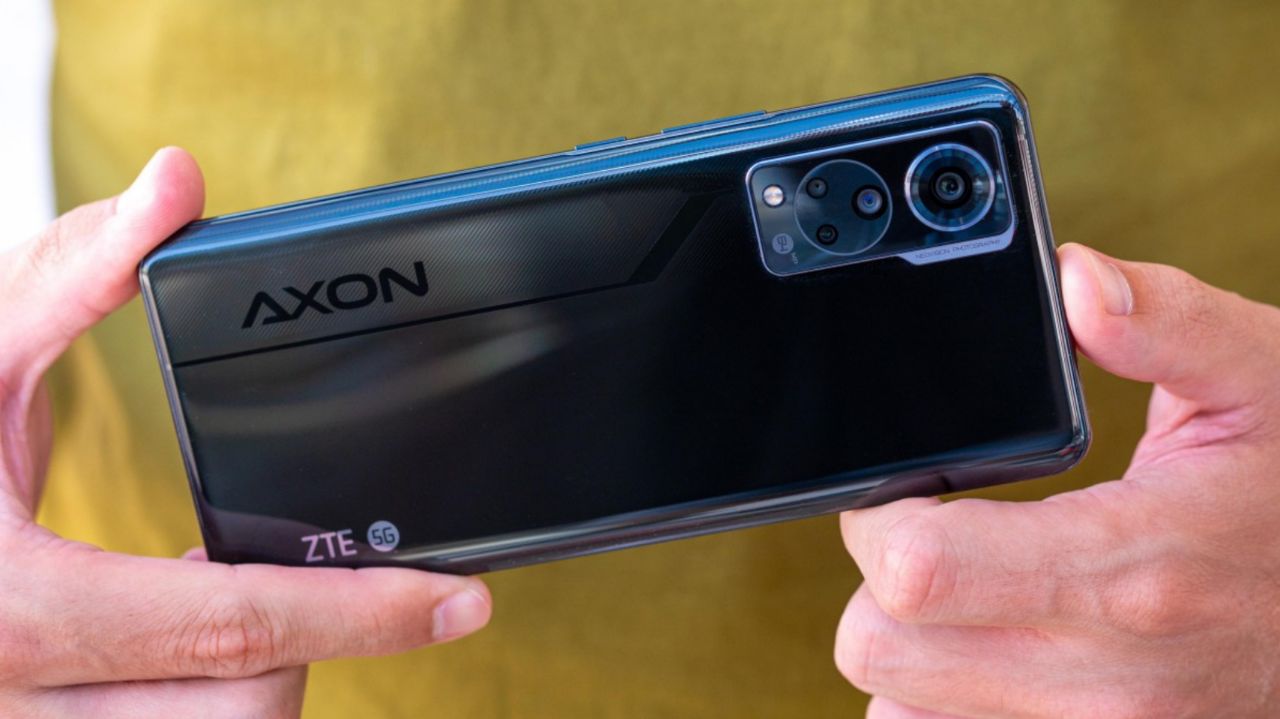 عمر باتری ZTE Axon 30 5G مشخص شد: نتایج نه چندان جالب