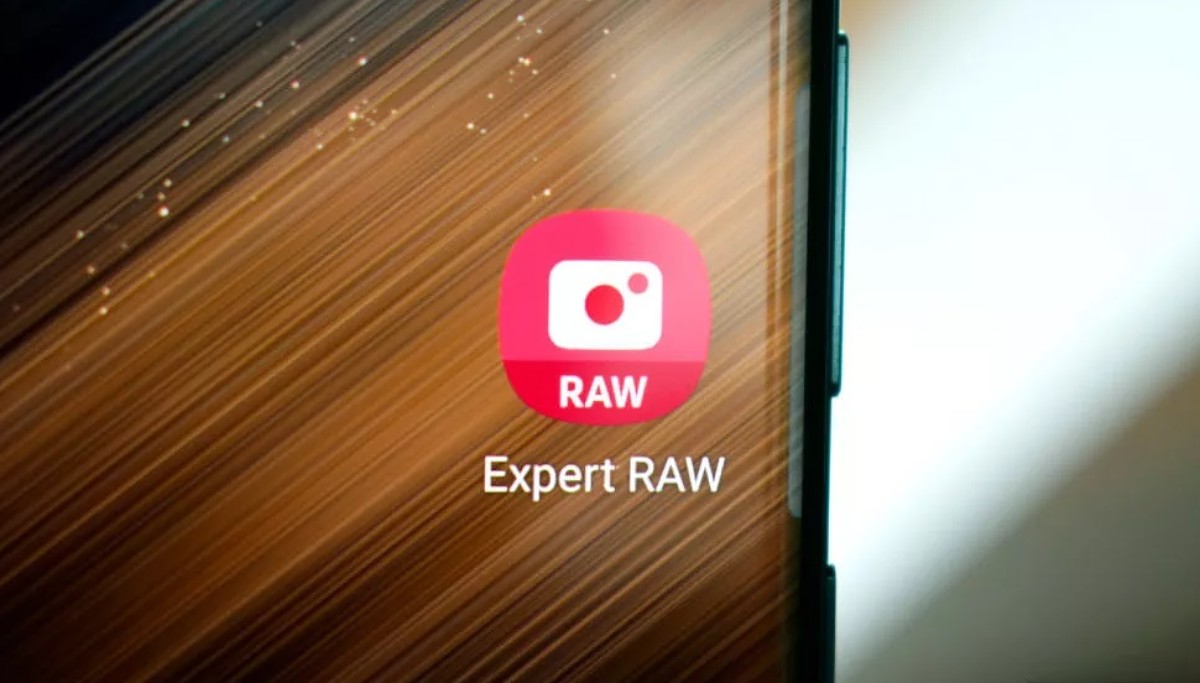 آپدیت جدید Expert RAW سامسونگ کیفیت تصاویر را بهبود بخشیده و خطاها را برطرف می‌کند