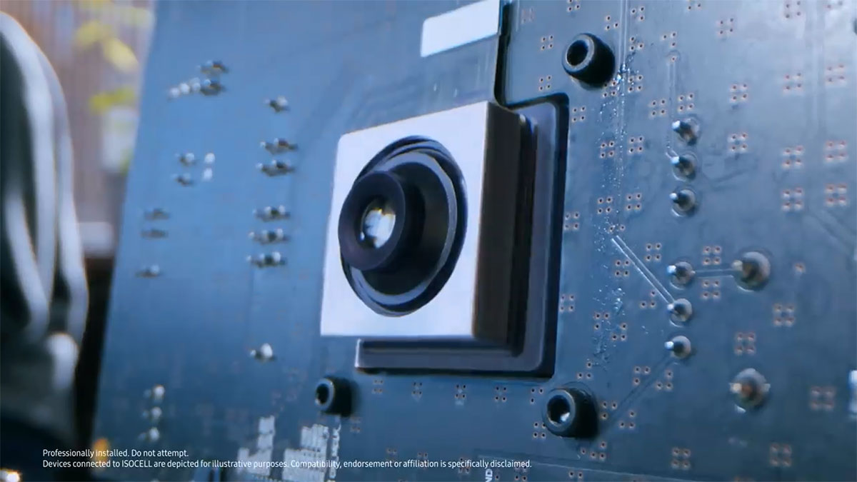 حسگر تصویر ۲۰۰ مگاپیکسلی سامسونگ با موتورولا Edge 30 Ultra چشم به جهان می‌گشاید