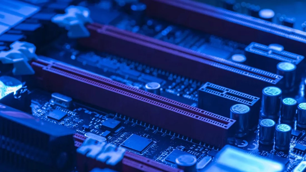 استاندارد PCIe 7.0 با پهنای باند 512 گیگابایت‌برثانیه و پنج برابر سریع‌تر از PCIe 5.0 معرفی شد