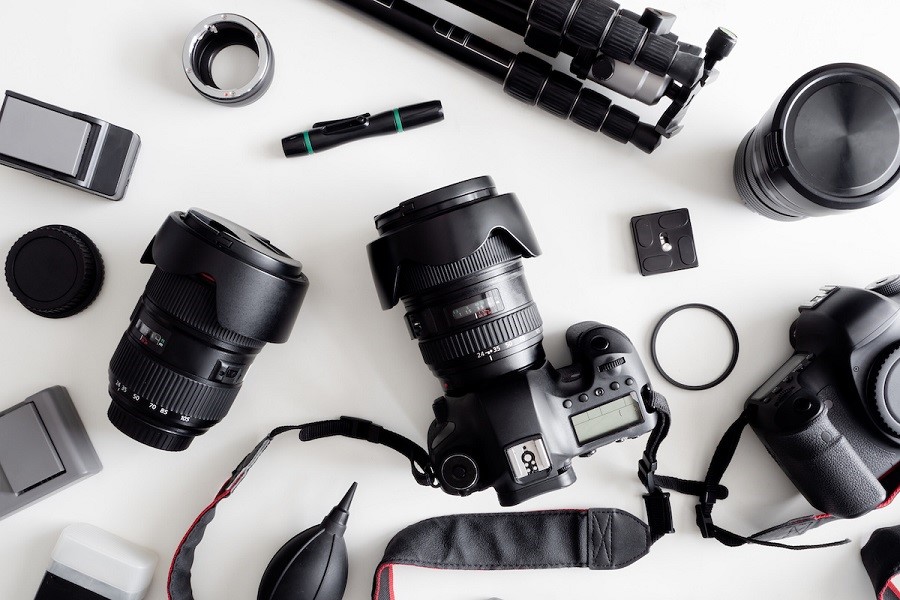 فلاشیران، انتخاب اول عکاسان برای خرید انواع لنز و تجهیزات عکاسی