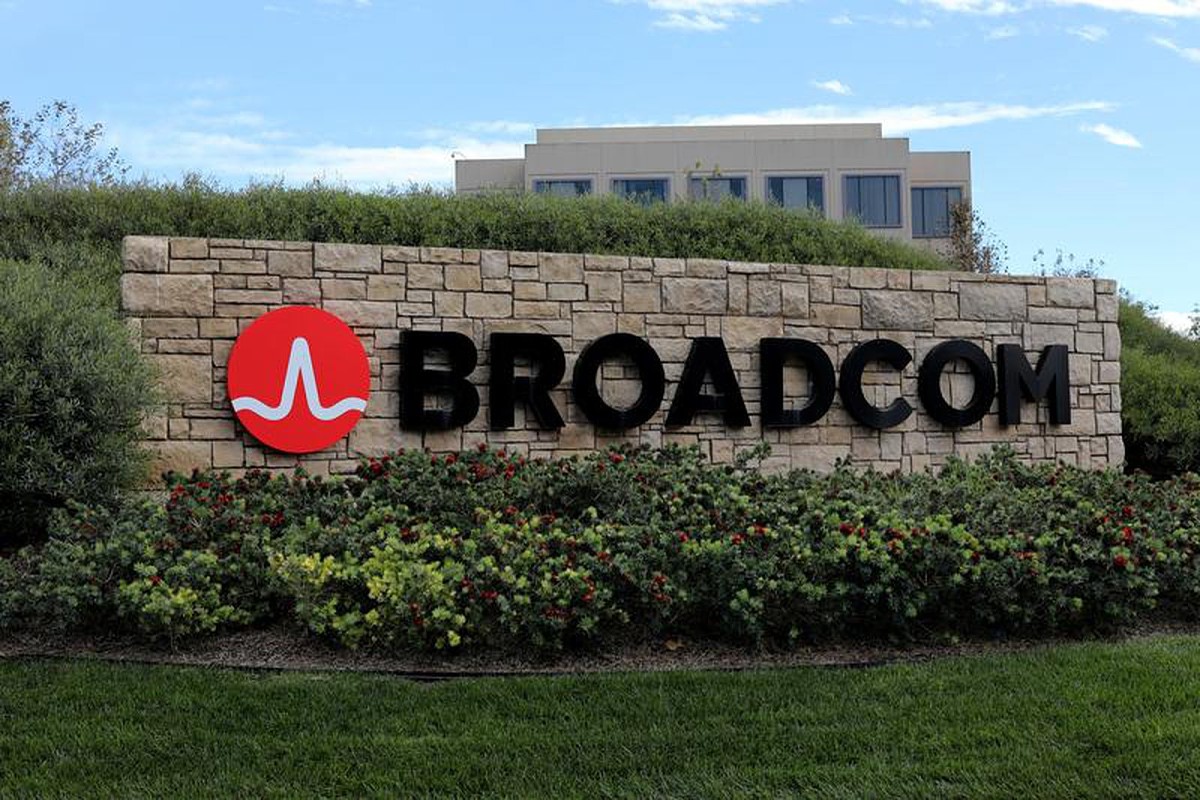 قرارداد اپل و Broadcom برای تأمین قطعات 5G در ایالات‌متحده