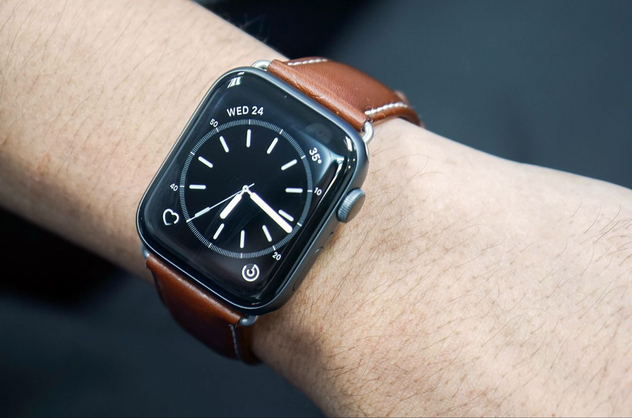 آخرین پتنت اپل واچ صفحه نمایش انعطاف پذیر این ساعت هوشمند را نشان می‌دهد