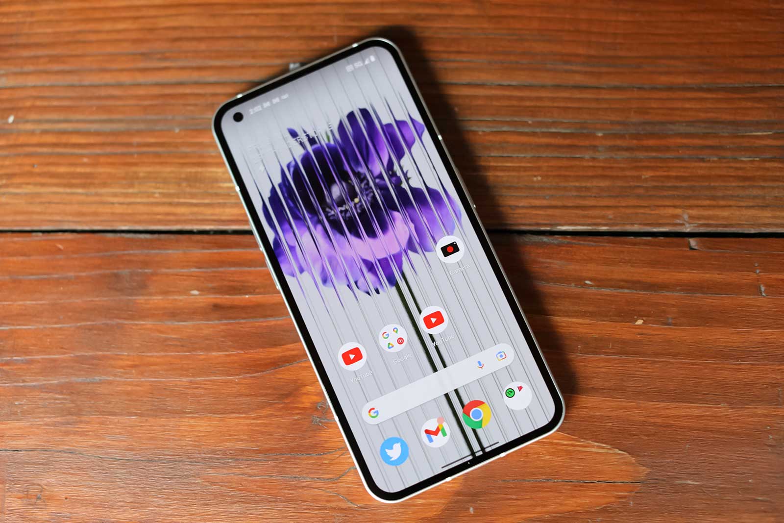 انتشار به روزرسانی Android 4 برای Nating Phone 2