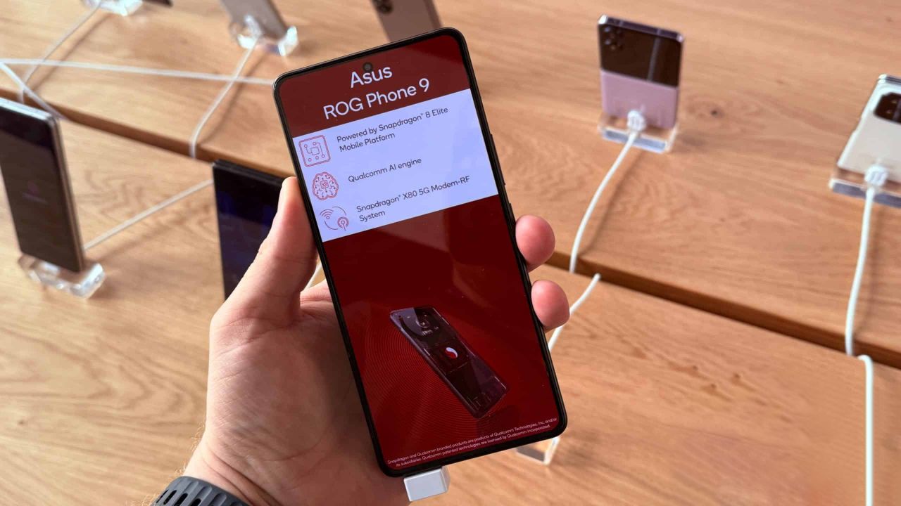 ایسوس ROG Phone 9 به نمایشگری با نرخ نوسازی ۱۸۵ هرتزی مجهز می‌شود