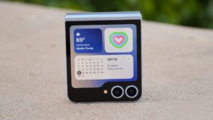 تعویق رونمایی گلکسی Z Flip FE