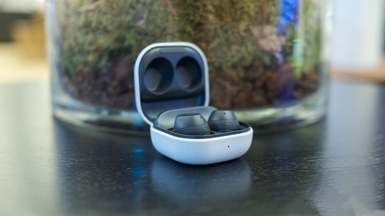 ظرفیت باتری Galaxy Buds Core فاش شد؛ ایربادز اقتصادی جدید سامسونگ