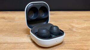 ایربادز Galaxy Buds Core