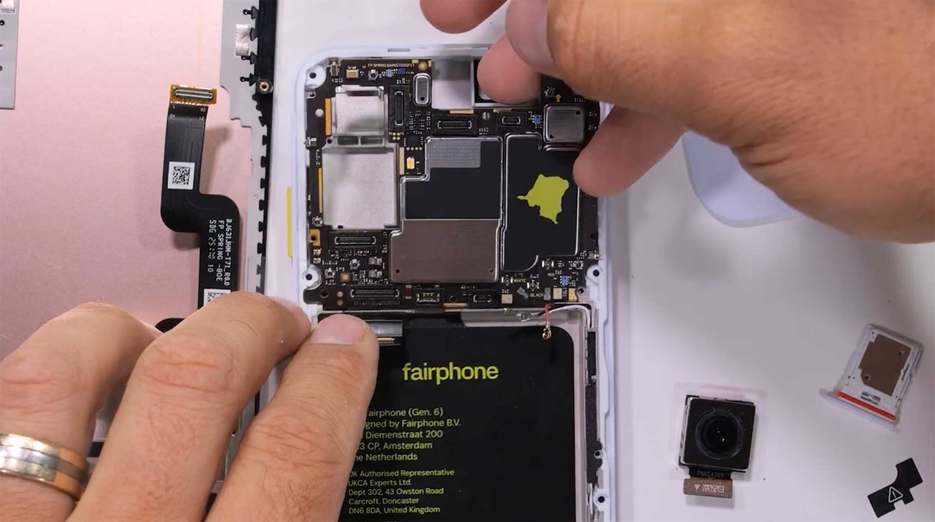 ویدئو کالبدشکافی Fairphone 6: تعمیرپذیری عالی، طبق انتظار