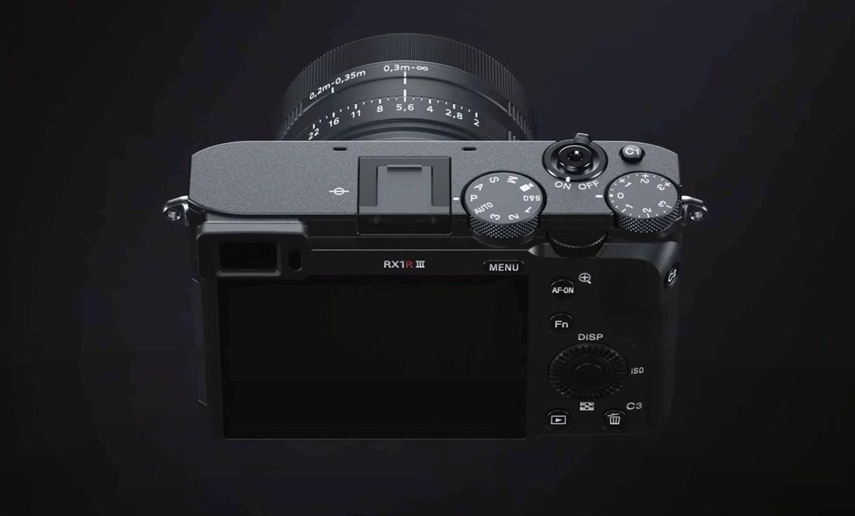 دوربین سونی RX1R III