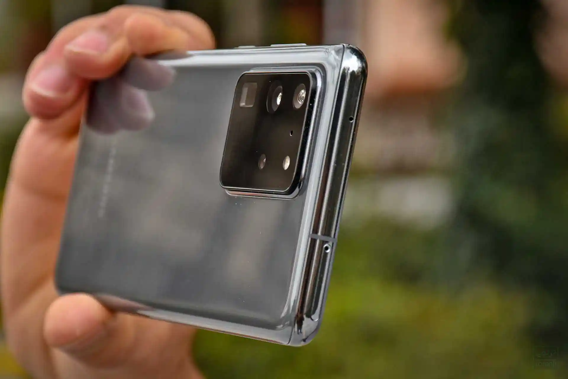 Galaxy S4 Ultra با بزرگ شدن فضای دیجیتال 3x