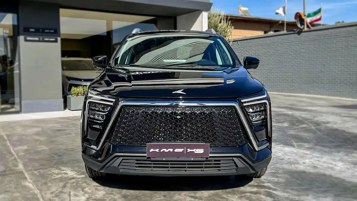 کی ام سی ایکس ۵ مشکی