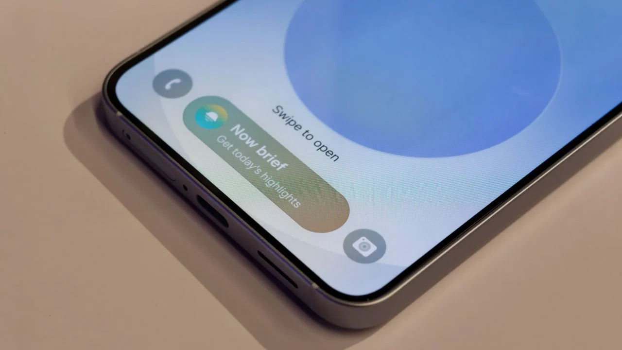 جدیدترین آپدیت بتا One UI 8 یک قابلیت مهم نسل بعد را به سری گلکسی S24 آورد