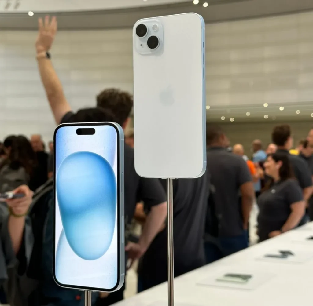 مدل پایه آیفون ۱۵ - در این بازه زمانی ارزان‌ترین آیفون موجود در ایران