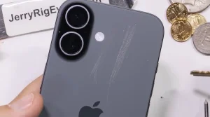 خراشیدگی آیفون ۱۷ اپل