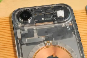 آیفون ایر با قاب پشتی شفاف