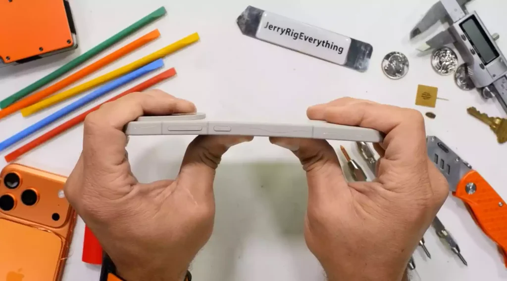 تست خم شدن وان پلاس ۱۵