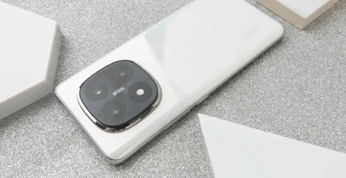 ردمی نوت ۱۵ پرو پلاس