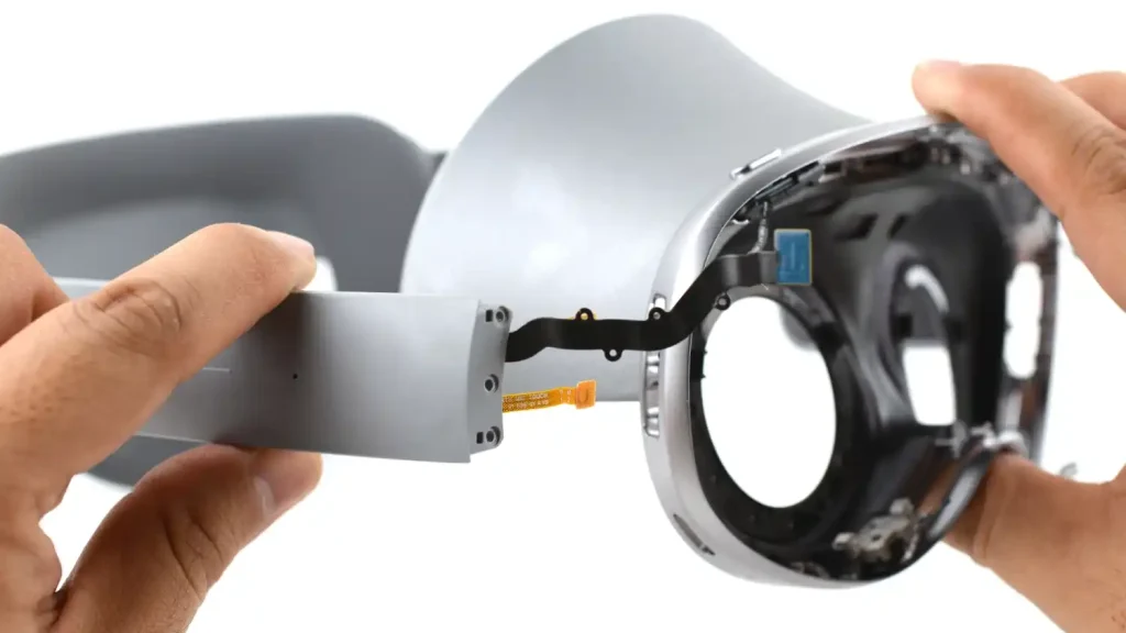 کالبدشکافی گلکسی XR