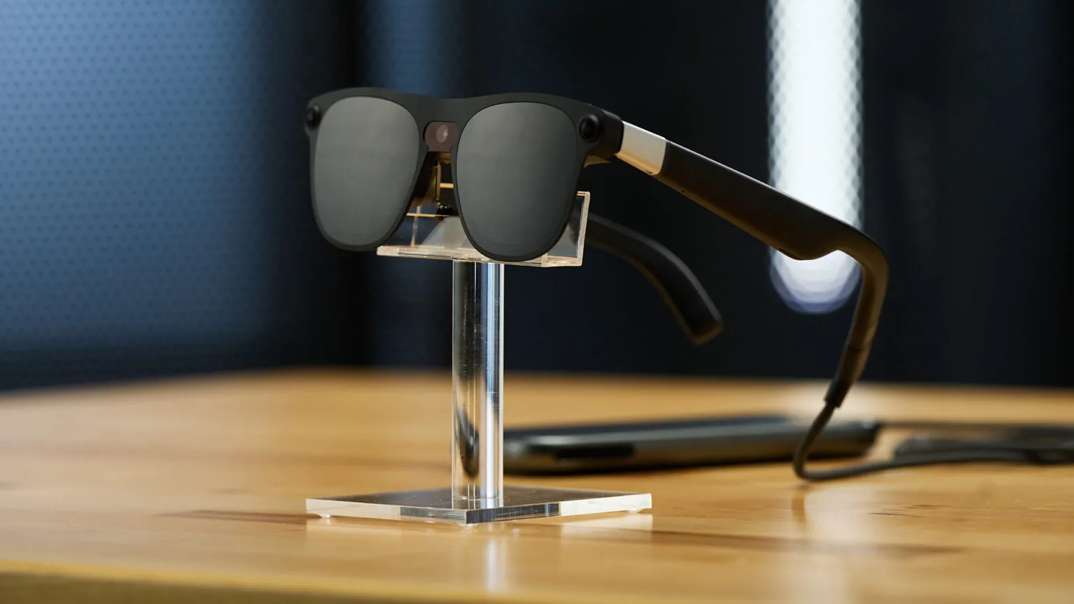 نگاهی به عینک Project Aura گوگل: قدرت هدست Galaxy XR در ابعادی سبک‌تر