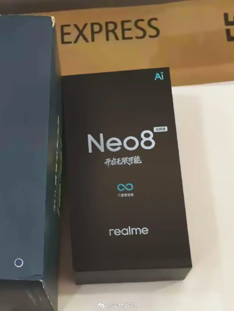 تصویر لو رفته از جعبه گوشی Realme Neo 8 نسخه Infinite Edition.