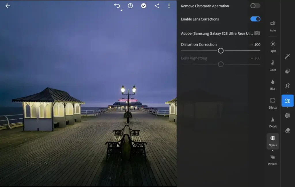 محیط کاربری لایتروم در گوشیهای سامسونگ؛ دسترسی به تنظیمات پیشرفته ویرایش تصویر