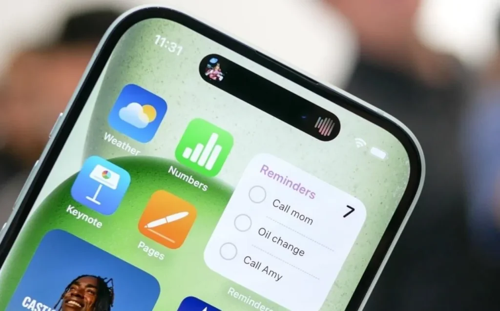 استفاده از Dynamic Island در طراحی iPhon 17e