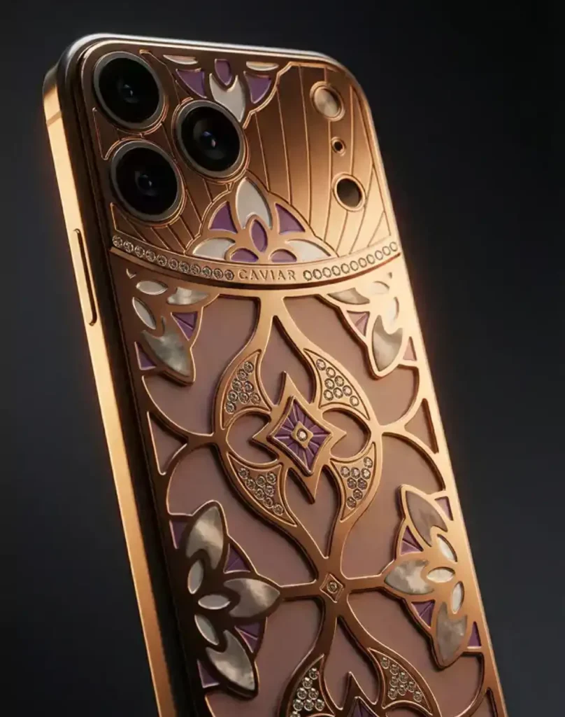 مدل Charming Lotus با روکش طلای ۲۴ عیار و میناکاری