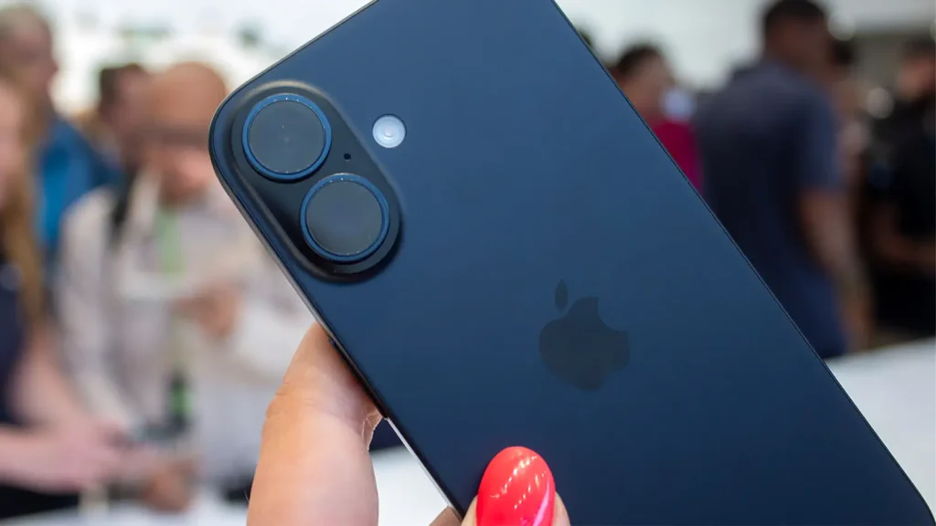 ارزش خرید بالای ایفون 17 استاندارد از دلایل موفقیت اپل در بازار چین