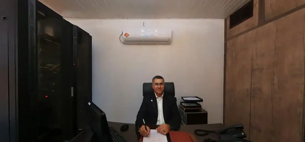آرمان نیک مدیر کامپیوترمال