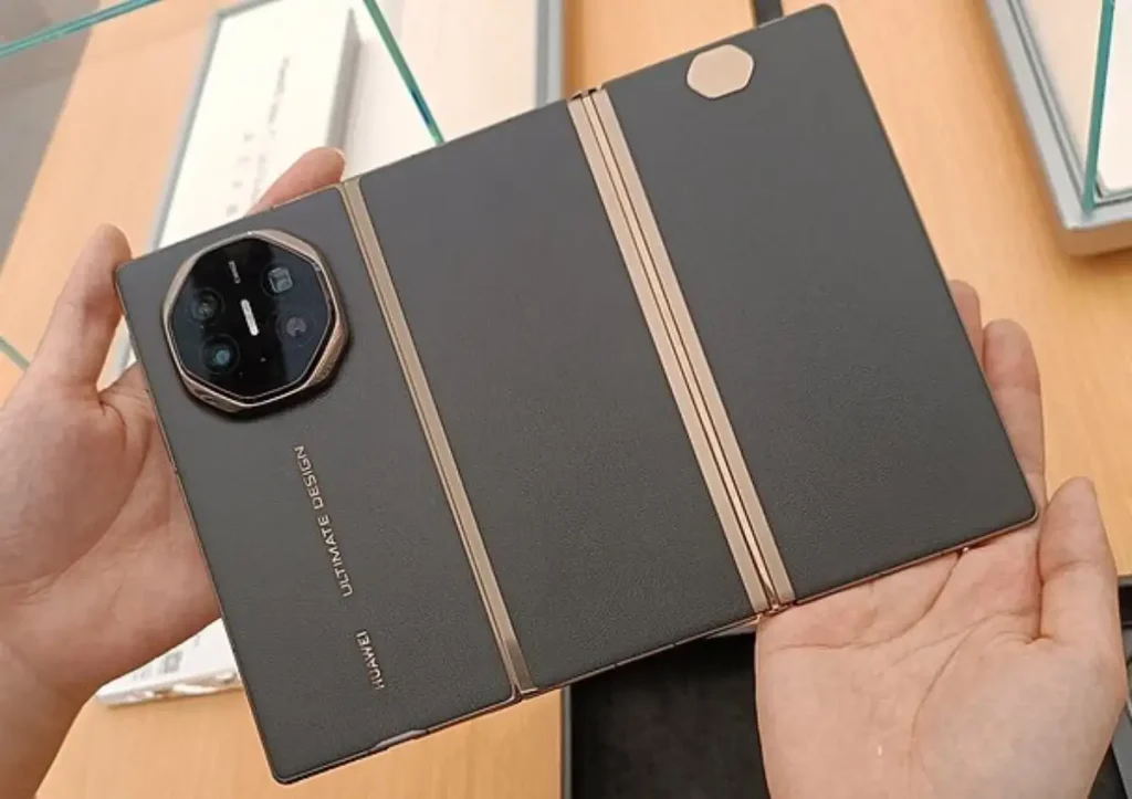 Huawei Mate XT 2 احتمالاً عرضهای بهتر از نسل قبلی خواهد داشت.