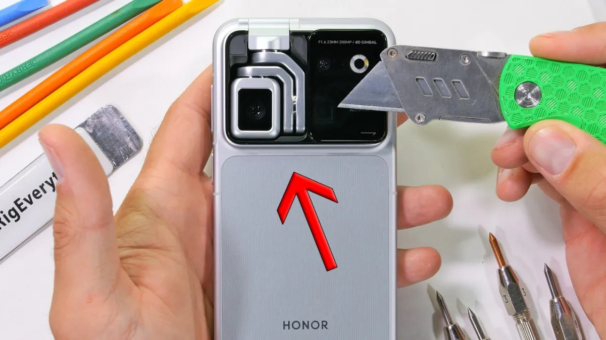تست مقاومت Honor Robot Phone را ببینید: ضعف گیمبال سه‌محوره در برابر گردوغبار