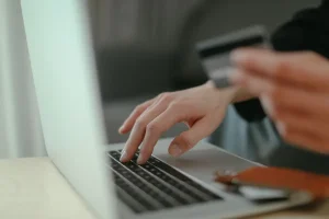 روش استفاده از کارت هدیه جین وست و بانی مد