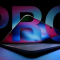 مک بوک پرو OLED
