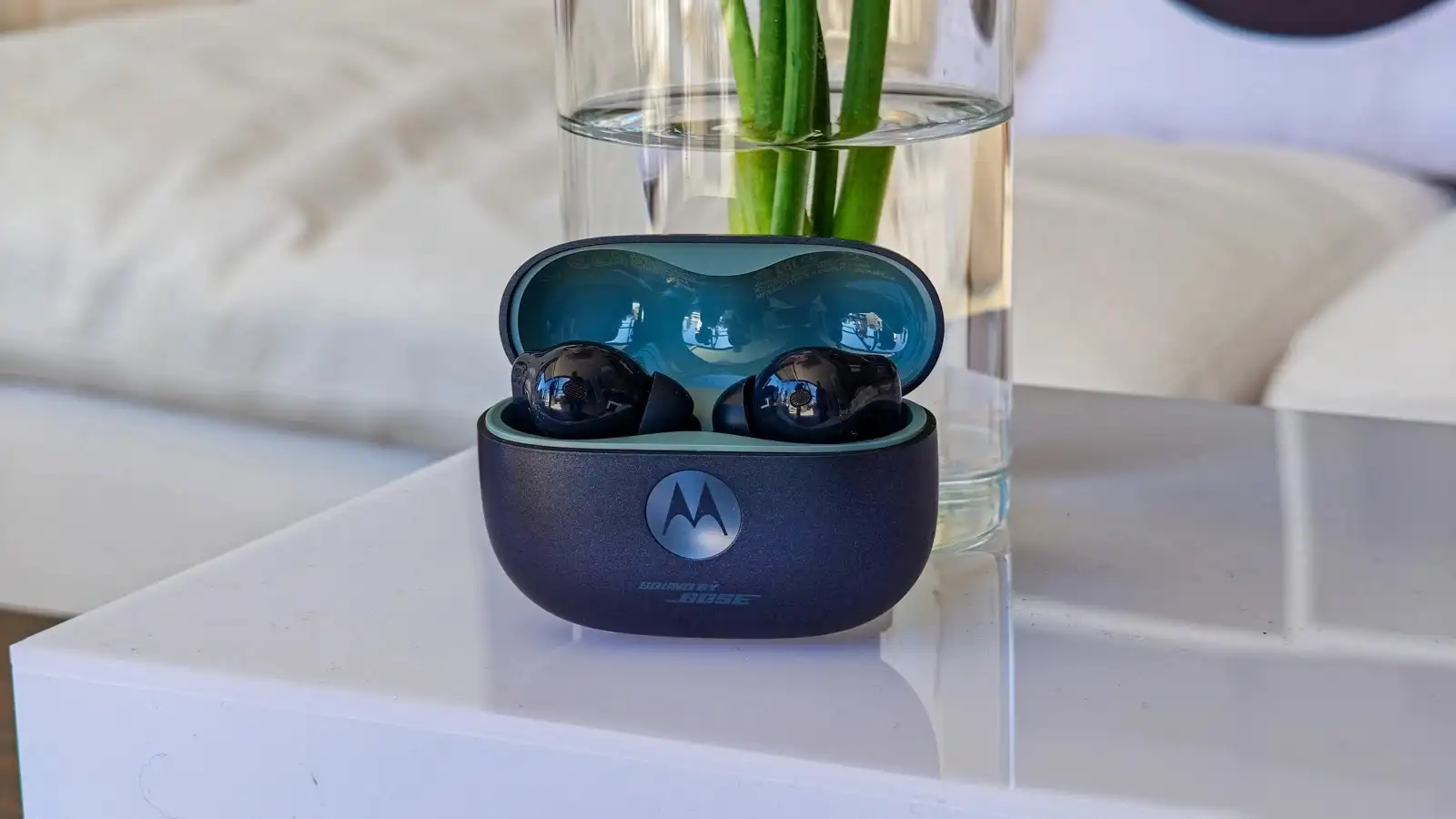 ایربادز Moto Buds 2 Ultra موتورولا احتمالاً اواسط آبان ماه رونمایی خواهد شد